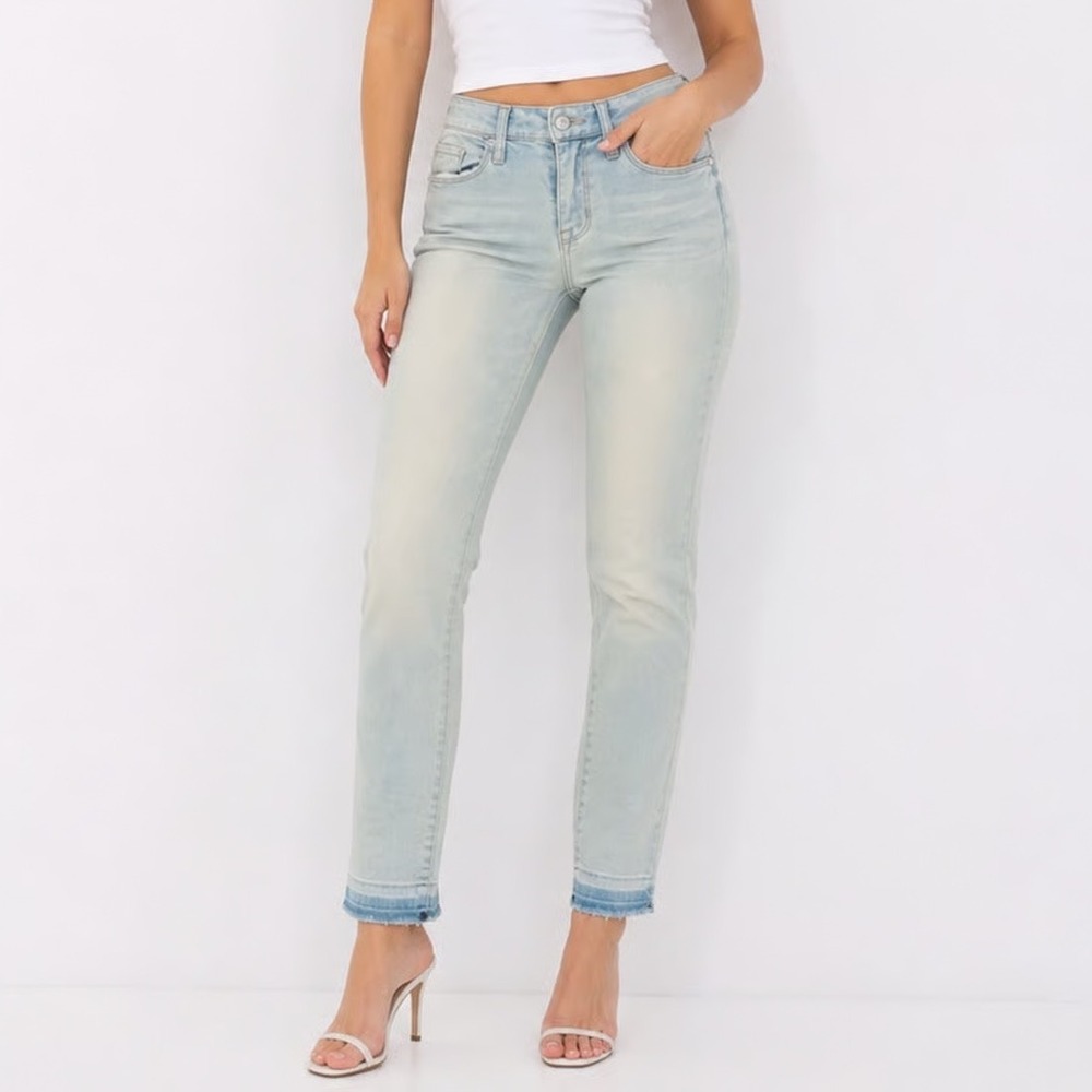 Mossimo Denim Womens High Rise Skinny Jeans Light Wash Raw Hem Size 4/27 Stretch